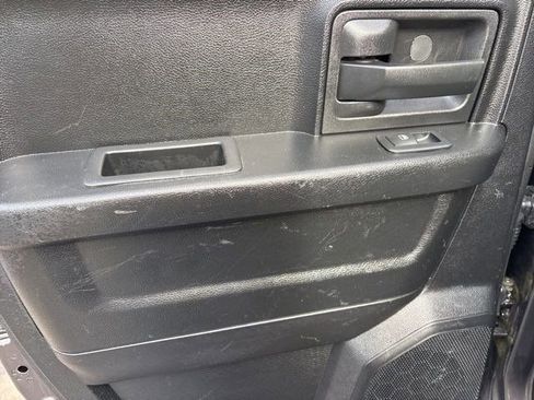 Used 2015 RAM 1500 ST w/ SXT Appearance Group image 29