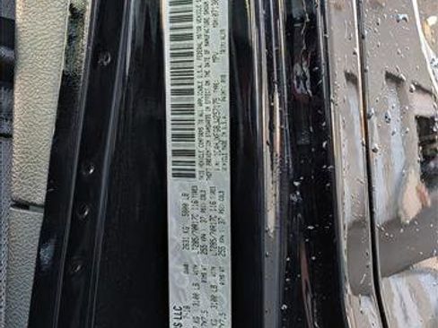 Used 2018 Jeep Wrangler Unlimited Rubicon image 16