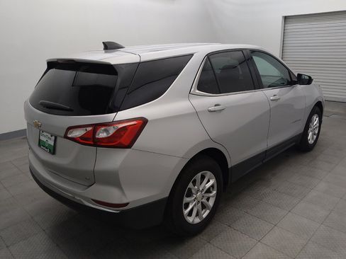 Used 2020 Chevrolet Equinox LT FWD image 9