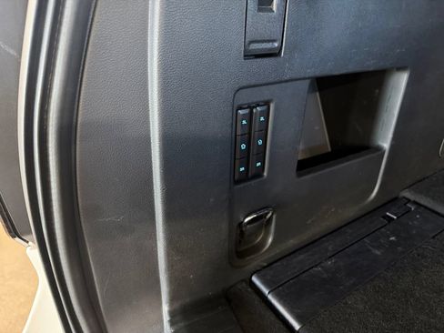 Used 2023 Ford Expedition Max Platinum AWD/4WD image 29