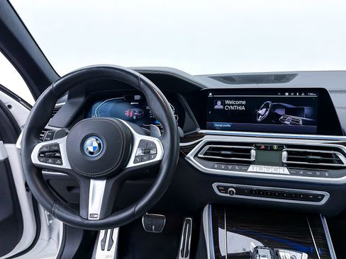 Used 2023 BMW X5 xDrive45e w/ Executive Package image 5