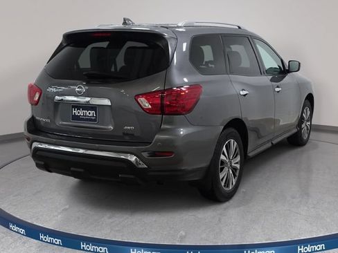 Used 2019 Nissan Pathfinder S AWD/4WD image 6