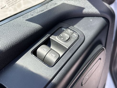 New 2026 Mercedes-Benz Sprinter 2500 image 12