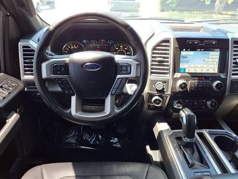 Used 2016 Ford F150 Platinum w/ Equipment Group 701A Luxury AWD/4WD image 8