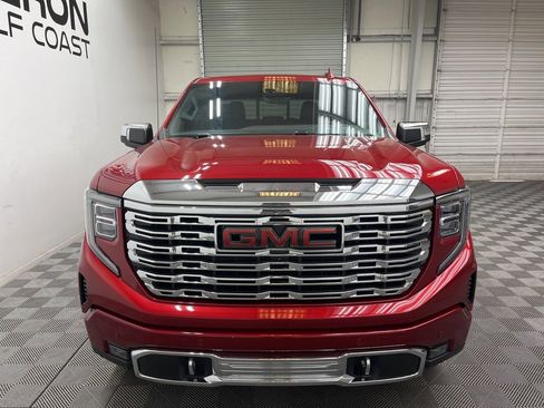 Used 2024 GMC Sierra 1500 Denali w/ Technology Package image 4