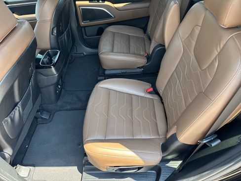 Used 2022 Kia Telluride SX w/ SX Prestige Package AWD/4WD image 25