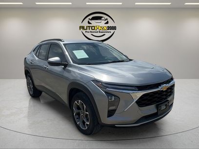 Used 2024 Chevrolet Trax LT w/ Driver Confidence Package