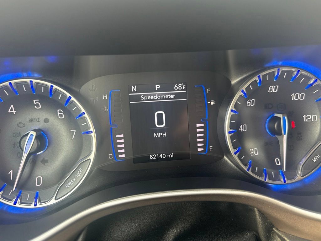 Used 2020 Chrysler Voyager Lxi FWD image 25
