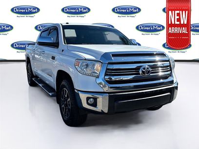 Used 2017 Toyota Tundra SR5 w/ SR5 Upgrade Package