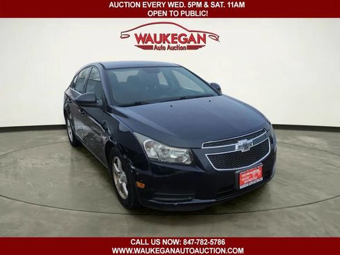 Used 2014 Chevrolet Cruze LT image 3