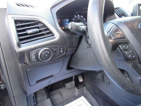 Used 2022 Ford Edge SEL w/ Sport Appearance Package image 17