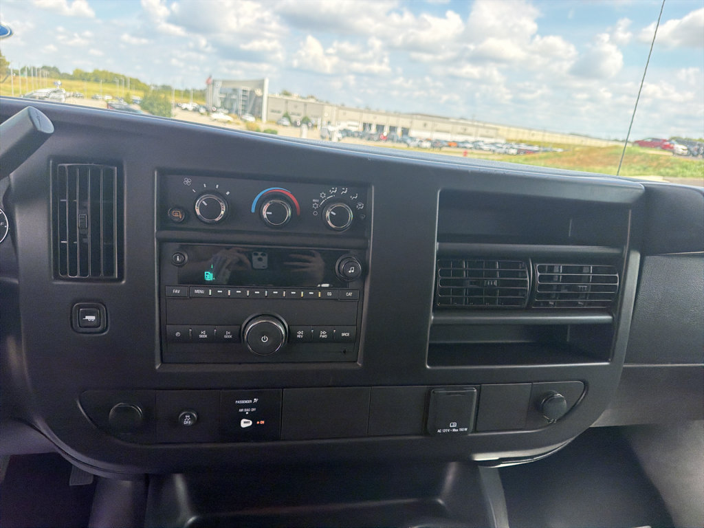 Used 2025 Chevrolet Express 2500 w/ Driver Convenience Package RWD image 14