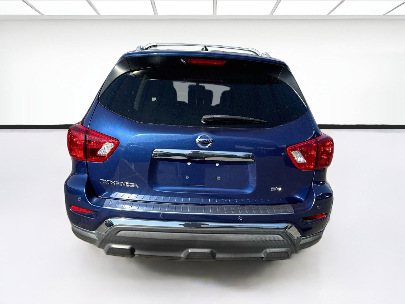 Used 2018 Nissan Pathfinder SV FWD image 5