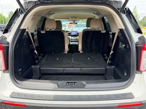 Certified 2023 Ford Explorer XLT w/ Equipment Group 202A RWD image 29