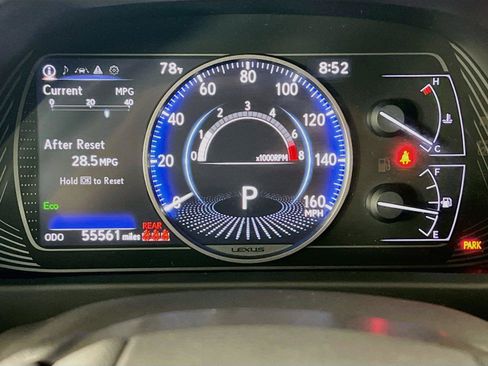Used 2019 Lexus UX 200 w/ Accessory Package FWD image 13
