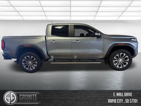 Used 2023 GMC Canyon Denali AWD/4WD image 7