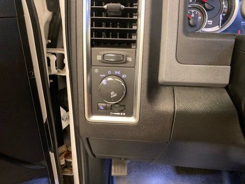 Used 2014 RAM 1500 Big Horn AWD/4WD image 19