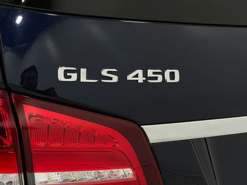 Used 2017 Mercedes-Benz GLS 450 4MATIC image 43