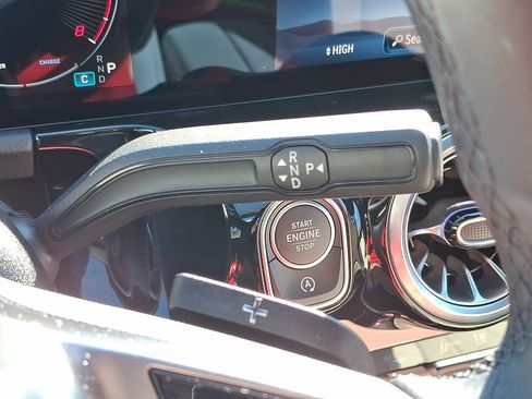 Used 2026 Mercedes-Benz GLA 250 4MATIC image 14