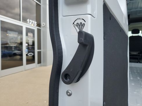 Used 2025 RAM ProMaster 2500 w/ Convenience Group image 20