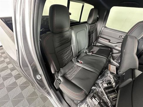 New 2025 Nissan Frontier PRO-4X AWD/4WD image 14