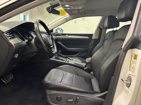 Used 2019 Volkswagen Arteon SE AWD/4WD image 12