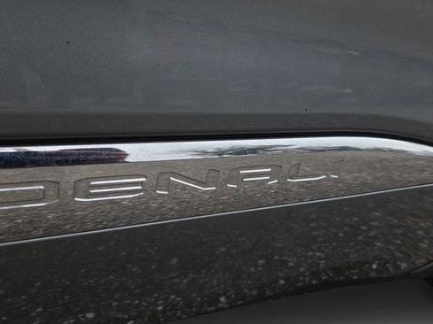 Used 2023 GMC Acadia Denali w/ Denali Ultimate Package image 36