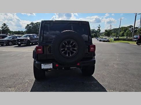 New 2025 Jeep Wrangler Unlimited Rubicon 392 AWD/4WD image 32