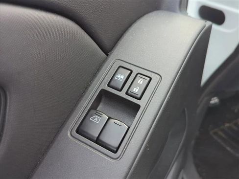 Used 2022 Nissan Frontier S w/ Technology Package image 8