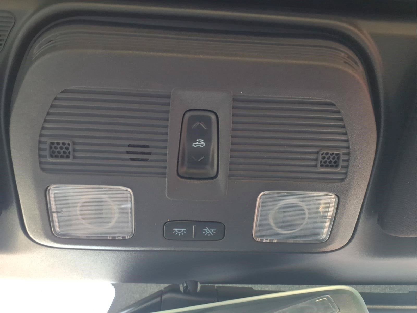 Used 2025 Ford Mustang Premium RWD image 25