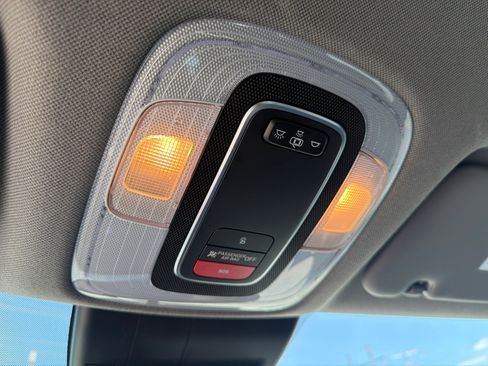 Certified 2023 Hyundai Elantra SEL FWD image 32