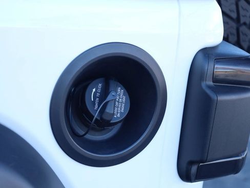 Used 2018 Jeep Wrangler Unlimited Sport S image 23