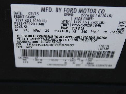 Used 2015 Ford Explorer XLT w/ Equipment Group 202B image 9