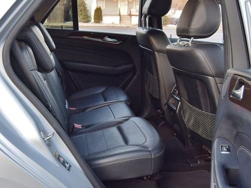 Used 2015 Mercedes-Benz ML 350 4MATIC image 32