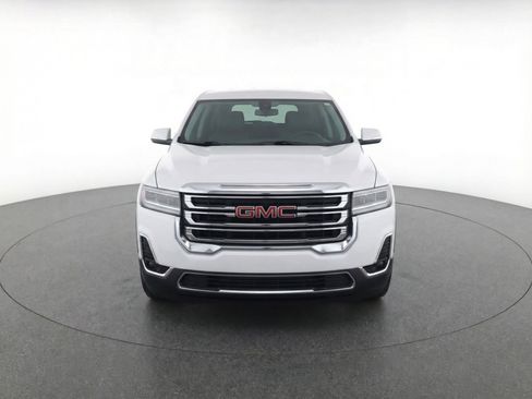 Used 2023 GMC Acadia SLT AWD/4WD image 2
