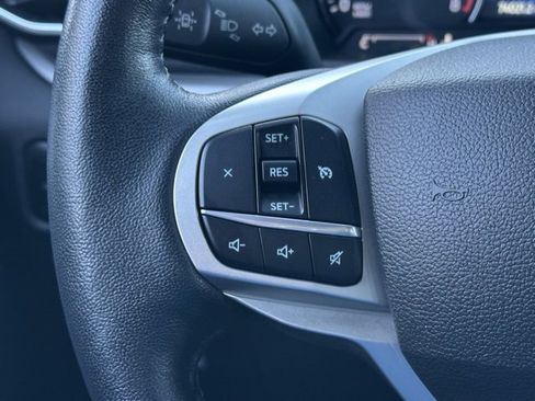 Used 2023 Ford Explorer XLT w/ Equipment Group 202A image 39