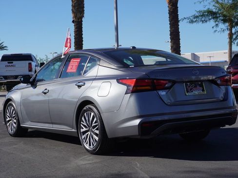 Certified 2024 Nissan Altima 2.5 SV image 3