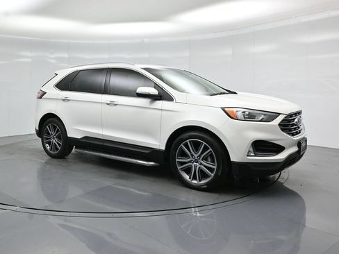 Certified 2020 Ford Edge Titanium FWD image 26