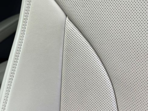 Used 2022 Lincoln Nautilus Reserve FWD image 18