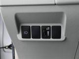 Used 2014 Toyota Prius V Five image 4