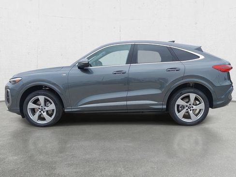 New 2026 Audi Q5 Premium Plus AWD/4WD image 8