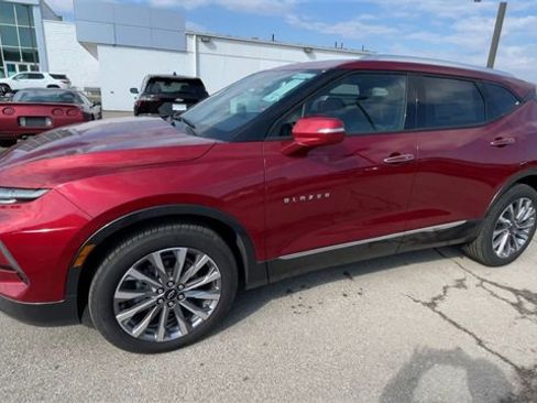 New 2025 Chevrolet Blazer Premier w/ Driver Confidence II Package image 6