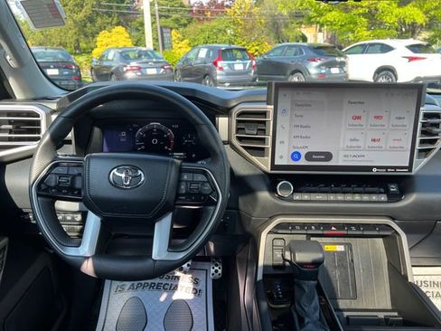 Used 2024 Toyota Tundra Limited w/ TRD Off-Road Package AWD/4WD image 11