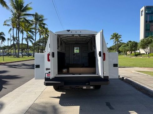 New 2025 Chevrolet Express 3500 w/ Power Convenience Package RWD image 11