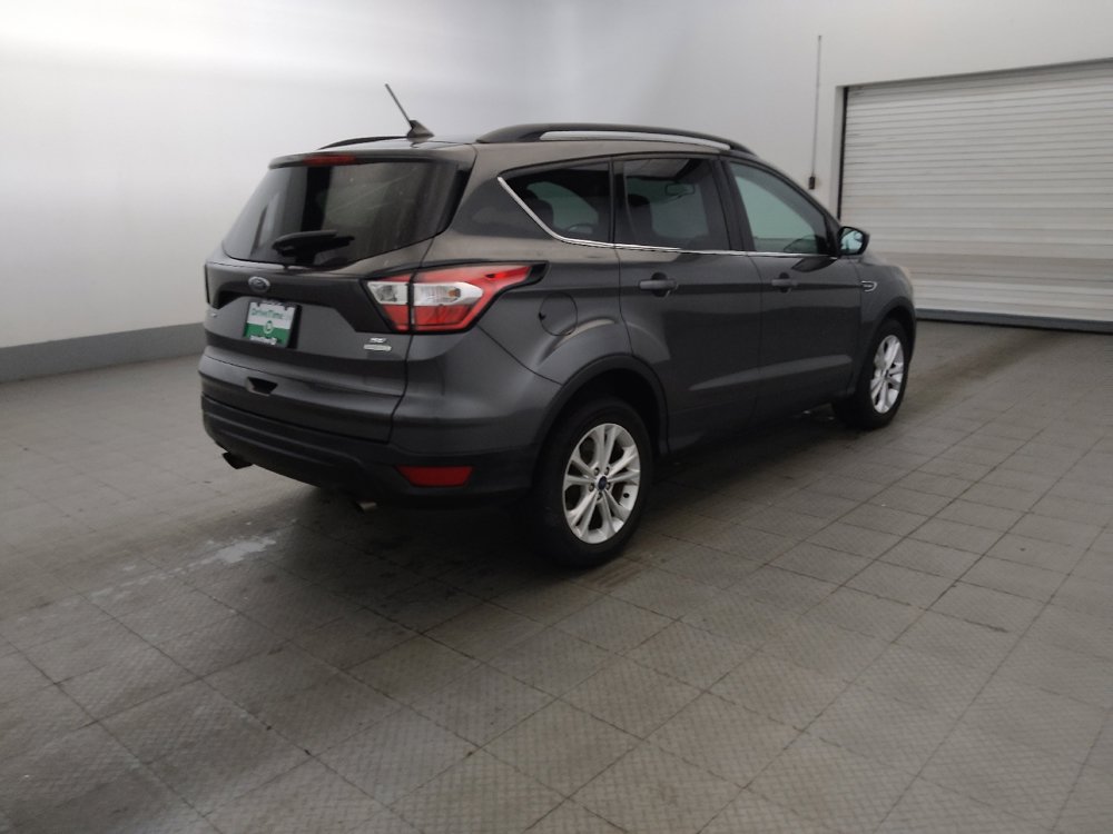 Used 2018 Ford Escape SE w/ SE Sync 3 Package FWD image 10