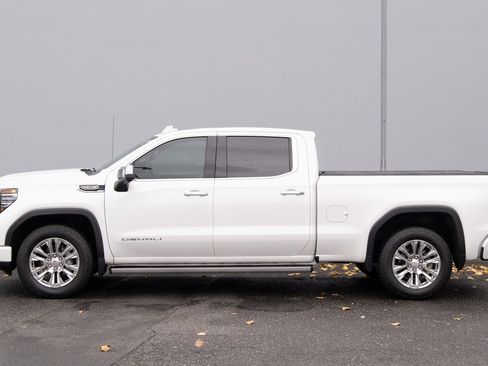 Used 2024 GMC Sierra 1500 Denali w/ Technology Package image 31