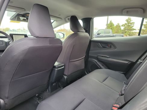 Used 2025 Toyota Prius LE image 14