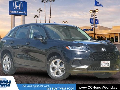 Used 2025 Honda HR-V LX image 1