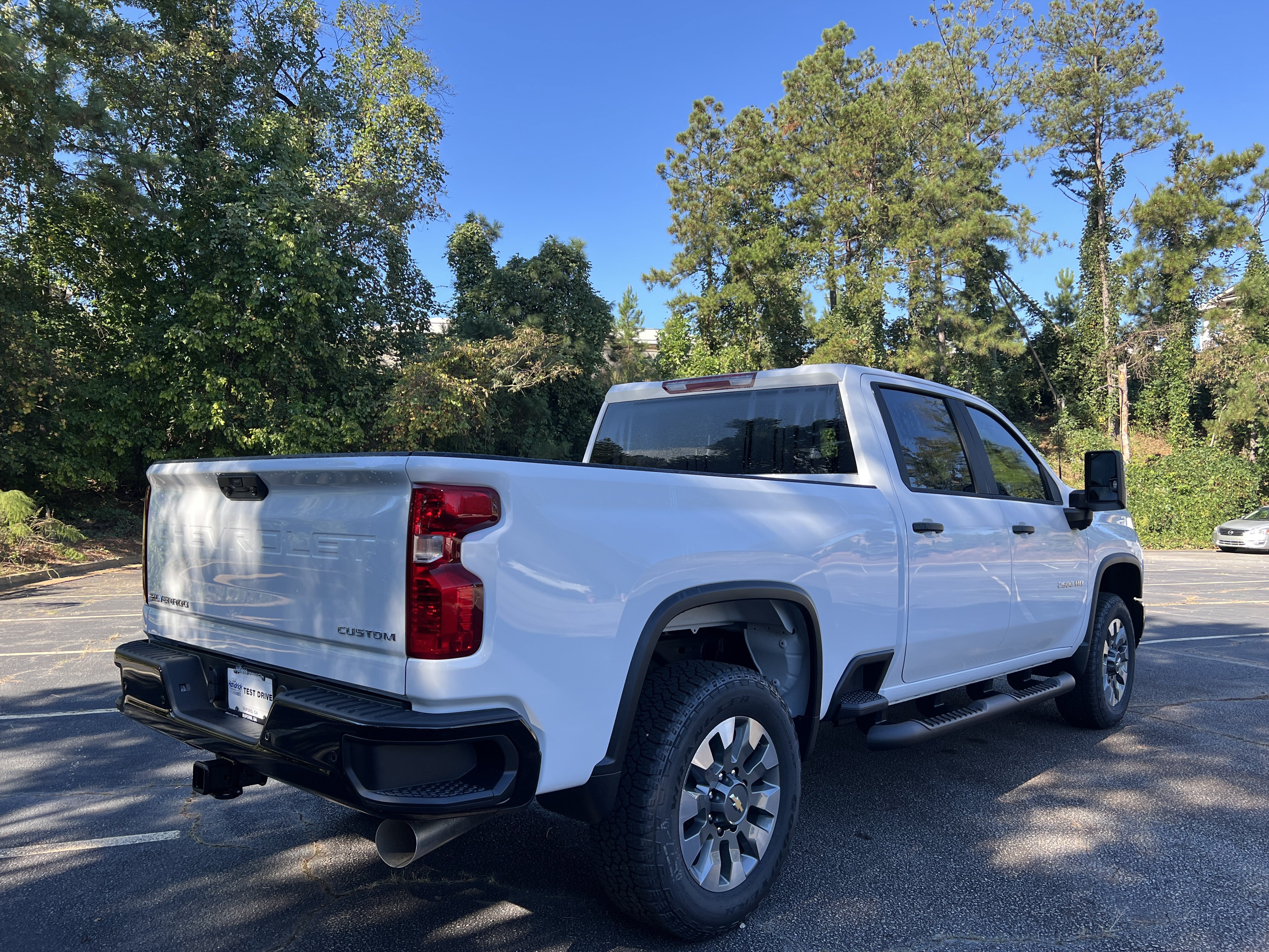 New 2026 Chevrolet Silverado 2500 Custom w/ Custom Value Package AWD/4WD image 9