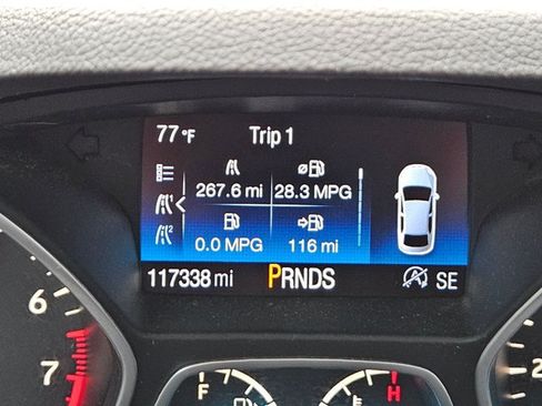 Used 2017 Ford Escape SE FWD image 10